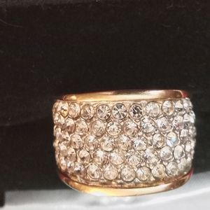 Beautiful cocktail ring sterling silver gold plated, great condition